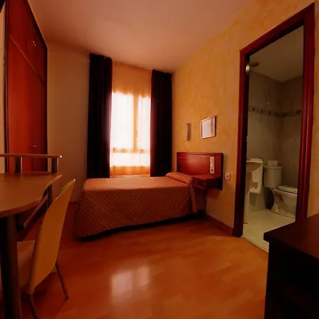 Olle Hotel *